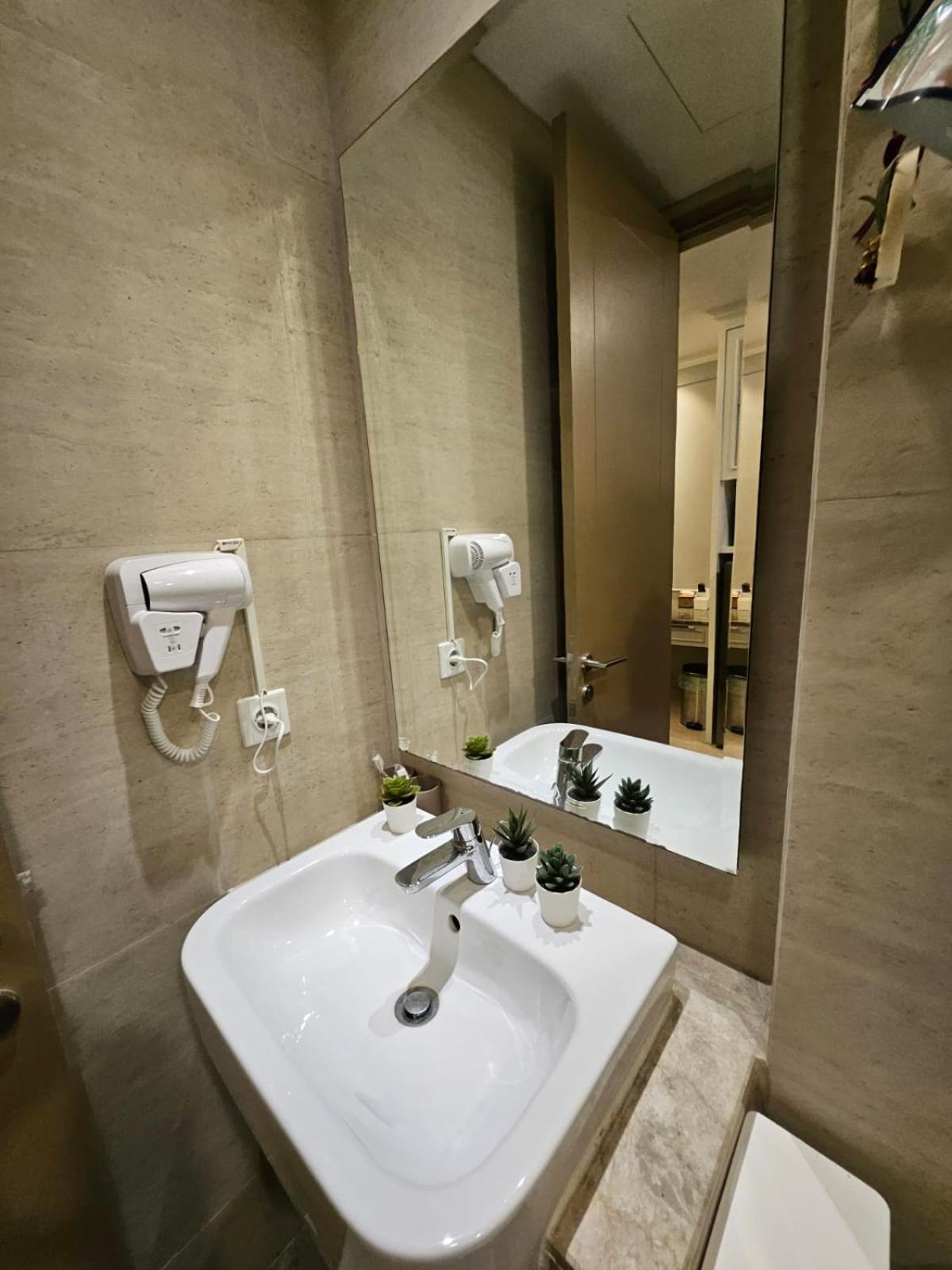 Gold Coast Apartemen Pik By Dluxx Jakarta Eksteriør billede
